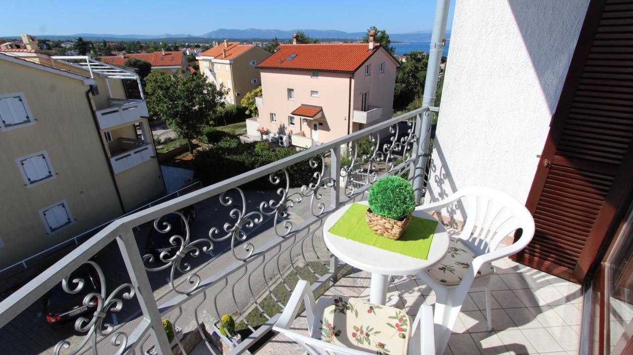 Apartmani Totić Malinska Zewnętrze zdjęcie
