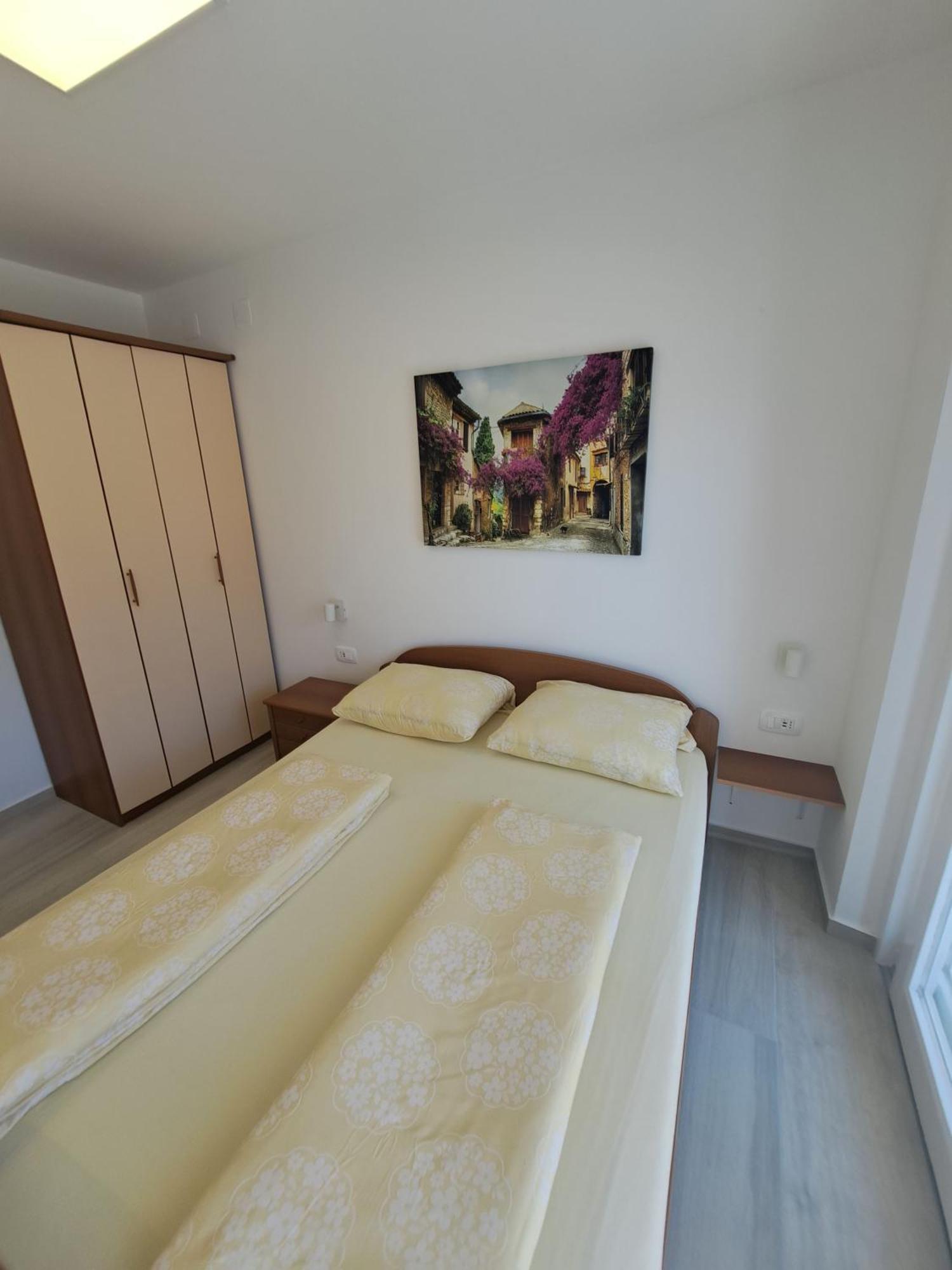 Apartmani Totić Malinska Zewnętrze zdjęcie