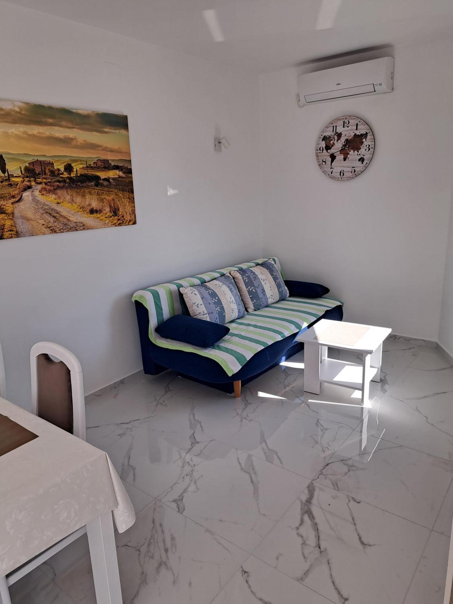 Apartmani Totić Malinska Zewnętrze zdjęcie